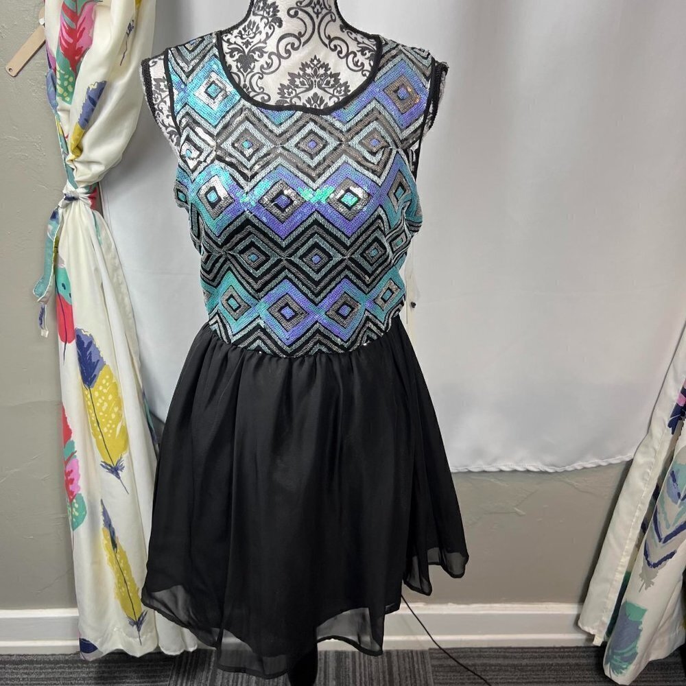 Love Reign by As U Wish sequin embellished fit n flare dress. Size 9